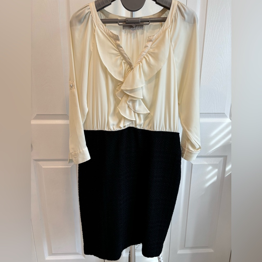 Ann Taylor Loft Women's Ruffled Dress sz 4P Petites wool midi work dress